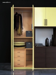 veneran-big-medium-chest-of-drawers-comod3-b.jpg