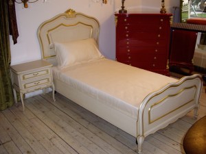 Подростковая кровать для девочки ANGELO CAPPELINI