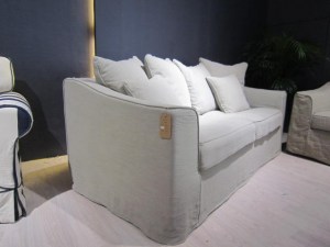 Современный 3-х местный диван