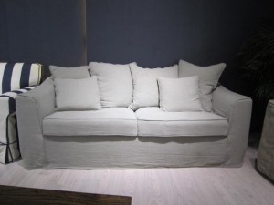 Современный 3-х местный диван