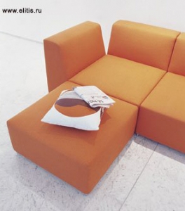 tacchini-home-sofas-quadro3_b.jpg